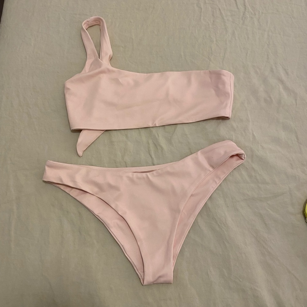 BNWOT baby pink one shoulder bikini